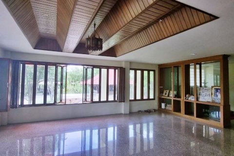 House in Bang Lamung, Thailand 6 bedrooms № 37550 - photo 5