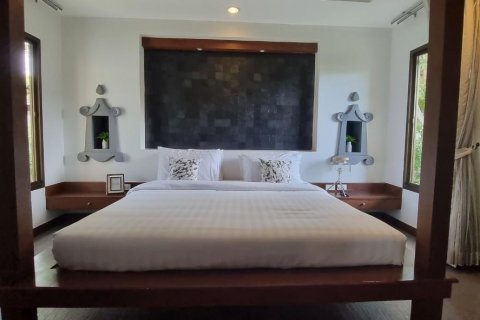 House in Bang Lamung, Thailand 4 bedrooms № 38050 - photo 20