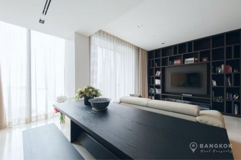 Condo in Bangkok, Thailand, 2 bedrooms  № 36955 - photo 3