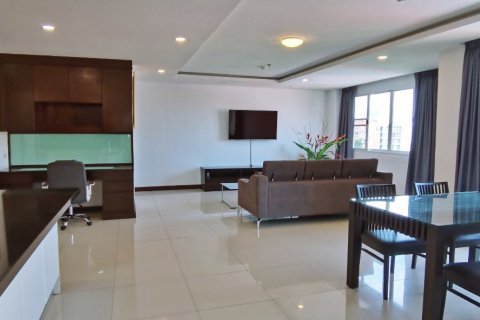 Condo in Bang Lamung, Thailand, 2 bedrooms  № 37681 - photo 8