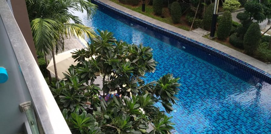 Condo in Pattaya, Thailand, 1 bedroom in Dusit Grand Park  № 39383