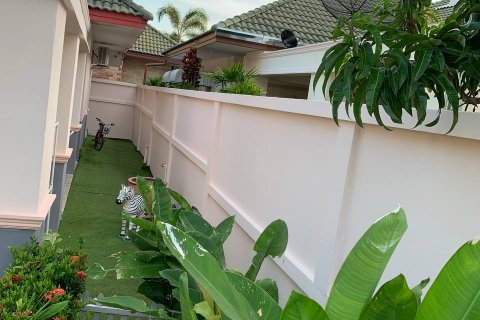 House in Bang Lamung, Thailand 3 bedrooms № 38057 - photo 2