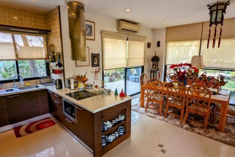 House in Bang Lamung, Thailand 4 bedrooms № 38102 - photo 10