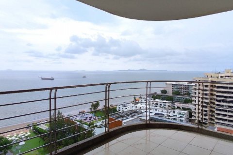 Condo in Bang Lamung, Thailand, 2 bedrooms  № 38042 - photo 1