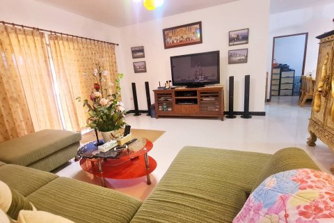 House in Sattahip, Thailand 3 bedrooms № 37292 - photo 5