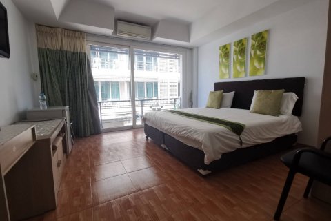 Apartment in Bang Lamung, Thailand 10 bedrooms № 38351 - photo 13