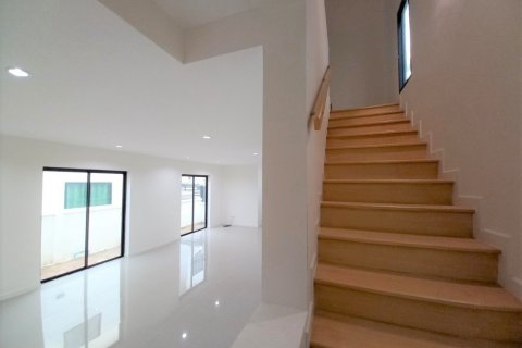 House in Bang Lamung, Thailand 3 bedrooms № 38242 - photo 9