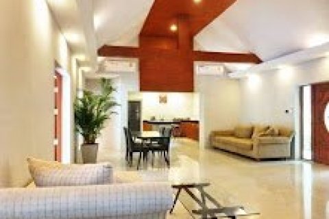 House in Bang Lamung, Thailand 3 bedrooms № 38203 - photo 3