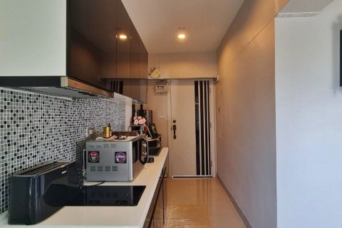 Condo in Sattahip, Thailand, 2 bedrooms  № 37721 - photo 10