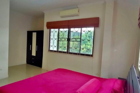 House in Sattahip, Thailand 3 bedrooms № 37414 - photo 12