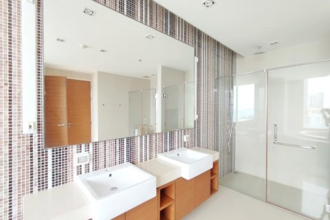 Condo in Bang Lamung, Thailand, 4 bedrooms  № 38391 - photo 24