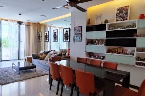 Condo in Bang Lamung, Thailand, 2 bedrooms  № 37370 - photo 3