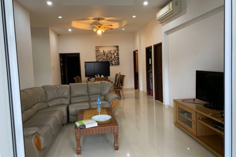 House in Bang Lamung, Thailand 3 bedrooms № 38057 - photo 22