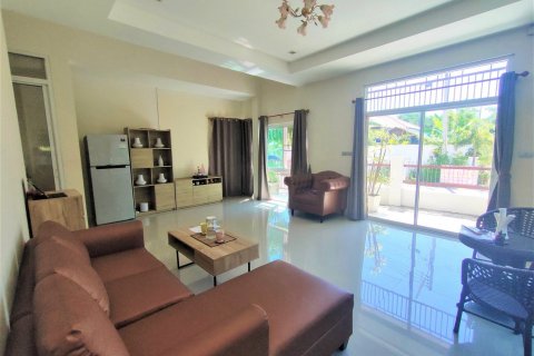 House in Bang Lamung, Thailand 3 bedrooms № 38214 - photo 3