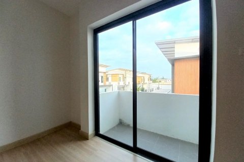 House in Bang Lamung, Thailand 3 bedrooms № 38242 - photo 13