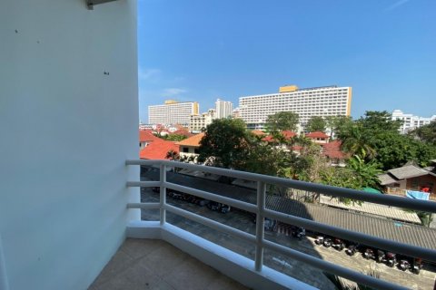 Condo in Bang Lamung, Thailand, 2 bedrooms  № 37760 - photo 17