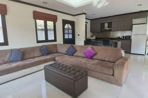 House in Sattahip, Thailand 3 bedrooms № 38015 - photo 5