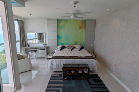 Condo in Bang Lamung, Thailand, 3 bedrooms  № 38007 - photo 25