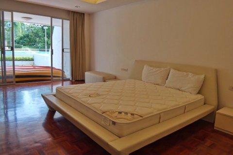 Condo in Sattahip, Thailand, 2 bedrooms  № 37196 - photo 12