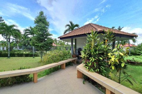 House in Sattahip, Thailand 4 bedrooms № 37193 - photo 12