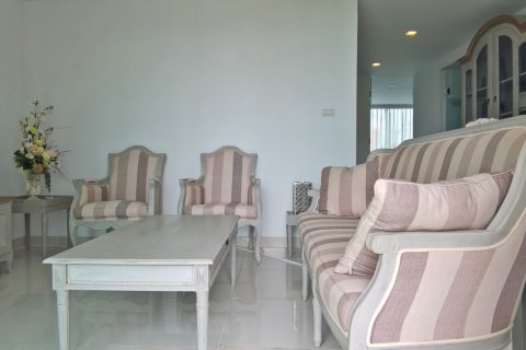 Condo in Bang Lamung, Thailand, 2 bedrooms  № 39152 - photo 4