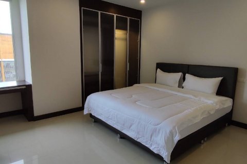 Condo in Bang Lamung, Thailand, 2 bedrooms  № 38052 - photo 17