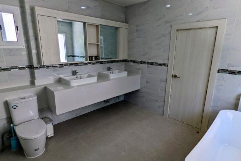 House in Bang Lamung, Thailand 3 bedrooms № 38275 - photo 24