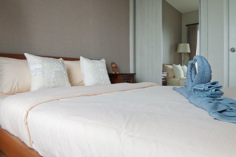 Condo in Si Racha, Thailand, 1 bedroom  № 37724 - photo 12