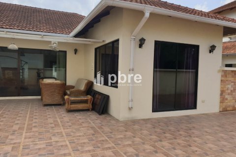 House in Bang Lamung, Thailand 3 bedrooms № 38597 - photo 11