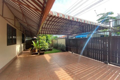 House in Bang Lamung, Thailand 2 bedrooms № 37337 - photo 25