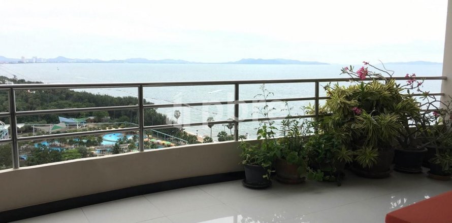 Condo in Pattaya, Thailand, 2 bedrooms in View Talay 3  № 39225