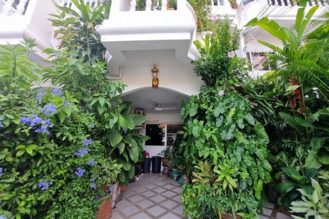 House in Bang Lamung, Thailand 3 bedrooms № 37704 - photo 29