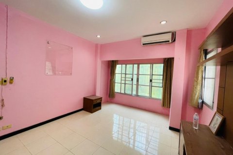 House in Bang Lamung, Thailand 4 bedrooms № 37745 - photo 14