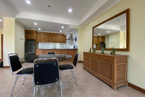 Condo in Bang Lamung, Thailand, 2 bedrooms  № 37760 - photo 4