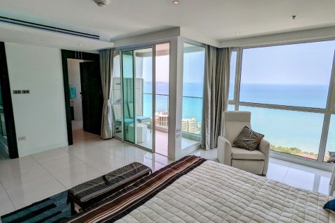 Condo in Bang Lamung, Thailand, 3 bedrooms  № 38007 - photo 27