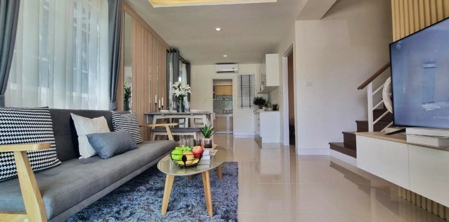 House in Sattahip, Thailand 3 bedrooms № 42047