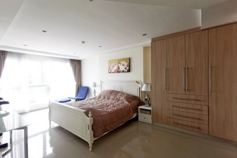 Condo in Pattaya, Thailand, 2 bedrooms  № 43640 - photo 18