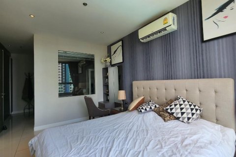 Condo in Bang Lamung, Thailand, 2 bedrooms  № 43393 - photo 12