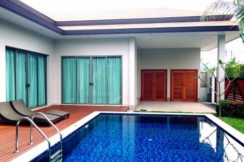 House in Bang Tao, Thailand 2 bedrooms № 3404 - photo 1