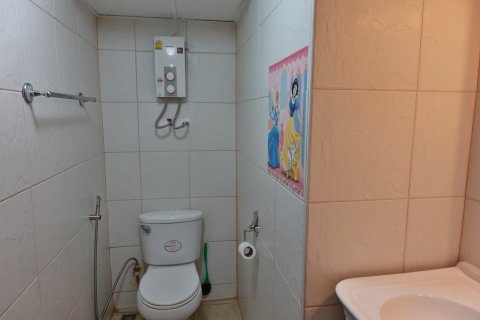 Condo in Bang Lamung, Thailand, 2 bedrooms  № 43541 - photo 25