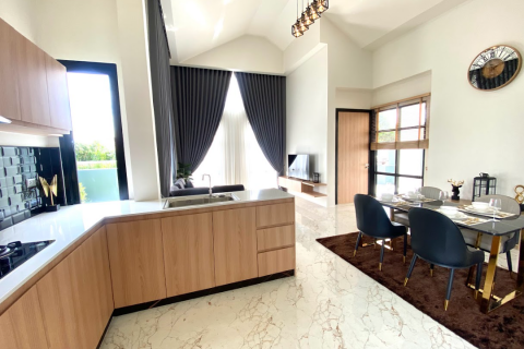 House in Pattaya, Thailand 3 bedrooms № 43657 - photo 8