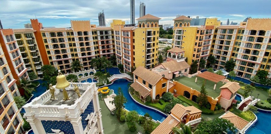 Condo in Pattaya, Thailand, 2 bedrooms  № 44240