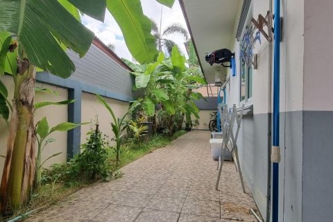 House in Bang Lamung, Thailand 2 bedrooms № 44712 - photo 18