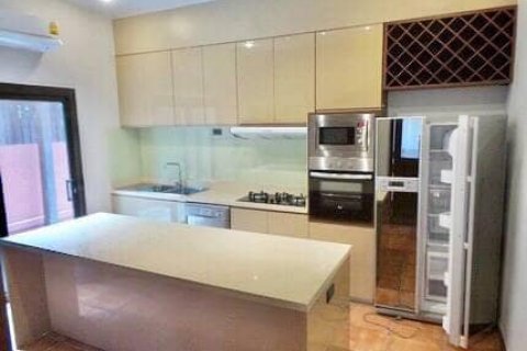 House in Bangkok, Thailand 5 bedrooms № 44072 - photo 11