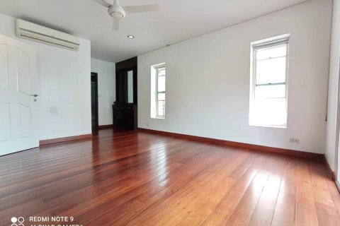 House in Bangkok, Thailand 4 bedrooms № 44044 - photo 20