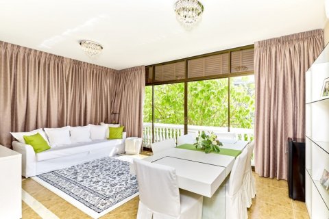 Condo in Pattaya, Thailand, 2 bedrooms  № 44365 - photo 7