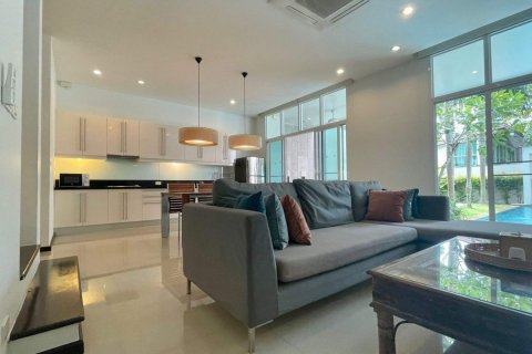 Townhouse in Bang Tao, Thailand 3 bedrooms № 44543 - photo 5