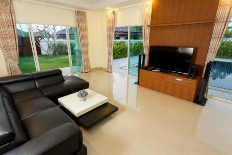 Villa in Pattaya, Thailand 3 bedrooms № 44272 - photo 8