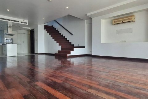 Condo in Sattahip, Thailand, 3 bedrooms  № 43779 - photo 11