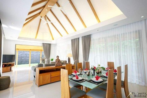 Villa in Bang Tao, Thailand 4 bedrooms № 44654 - photo 6